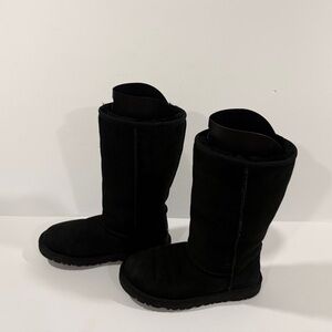 UGG Black Tall Shearling Boots Women’s 4 Classic Cozy Winter Fold Over Button